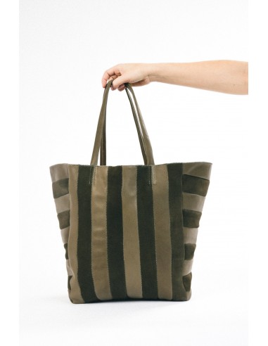 STRIPE STITCHED SUEDE & LEATHER TOTE HANDBAG IN ARMY plus qu'un jeu 