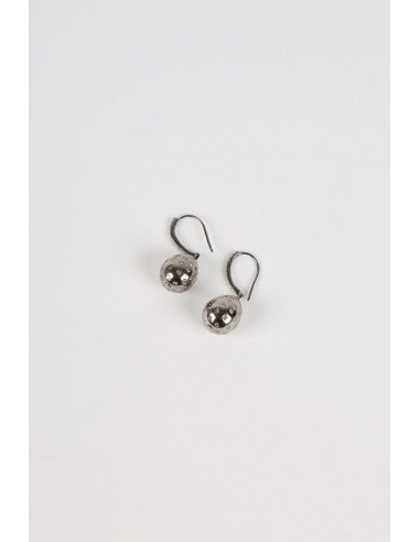 TEAR DROP EARRING des créatures d'habitude