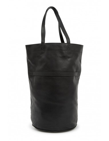 IOLE TALL ITALIAN LEATHER BUCKET HANDBAG BLACK suggérées chez